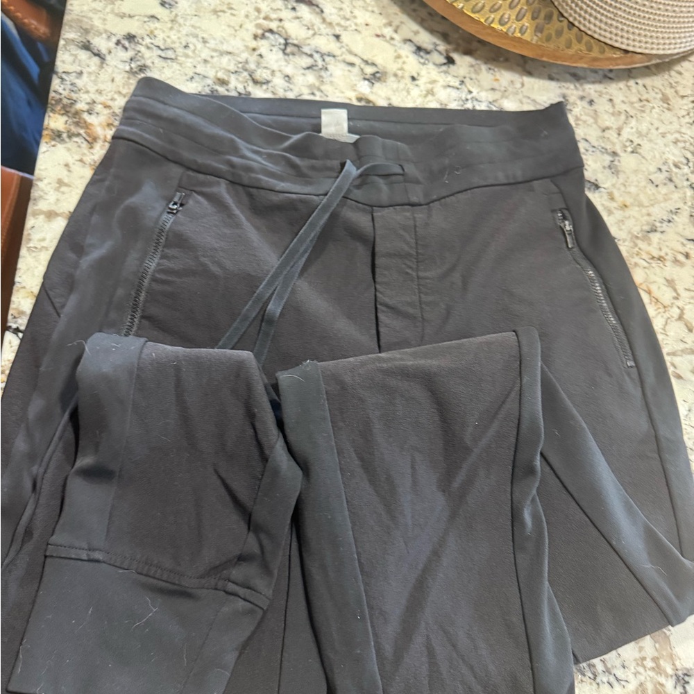 Athleta Black Hybrid Trek Joggers
